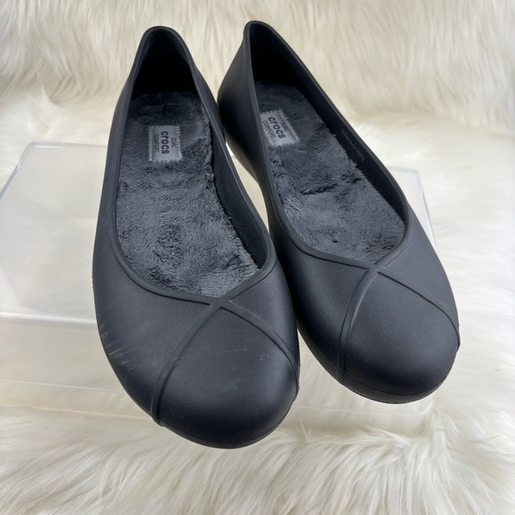 CROCS Black Flats Comfortable Slip-On Loafers - Picture 1 of 8